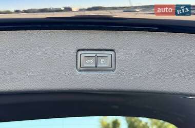 Внедорожник / Кроссовер Audi Q7 2019 в 
