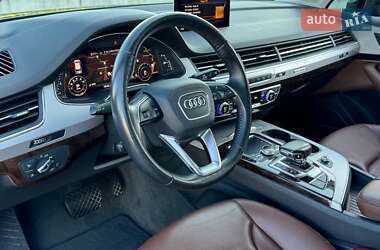 Внедорожник / Кроссовер Audi Q7 2019 в 