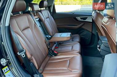 Внедорожник / Кроссовер Audi Q7 2019 в 