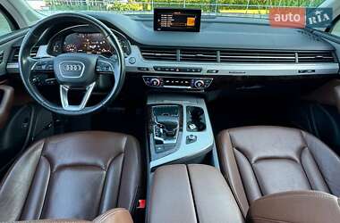 Внедорожник / Кроссовер Audi Q7 2019 в 