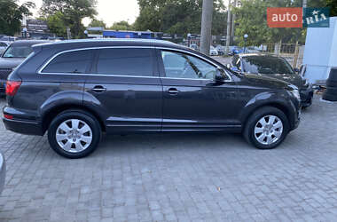 Внедорожник / Кроссовер Audi Q7 2014 в 