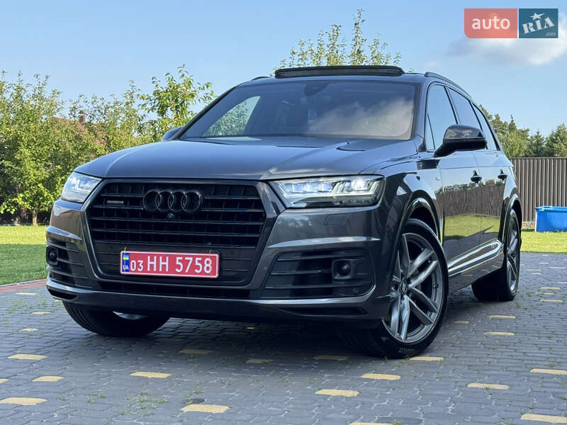 Позашляховик / Кросовер Audi Q7 2018 в Києві
