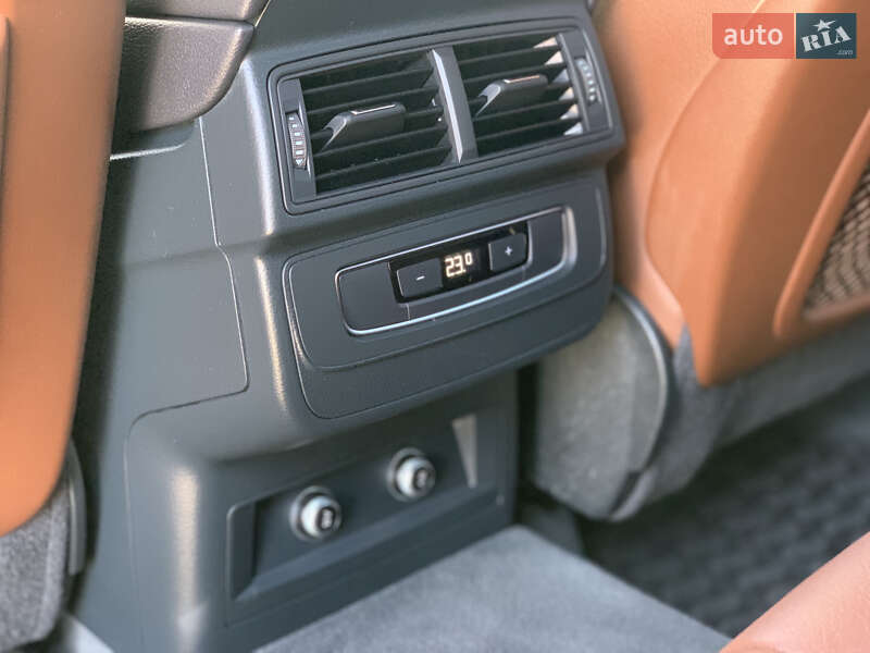 Внедорожник / Кроссовер Audi Q7 2019 в Киеве