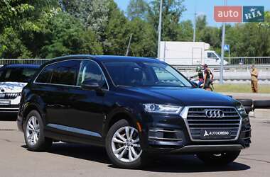 Позашляховик / Кросовер Audi Q7 2017 в Києві