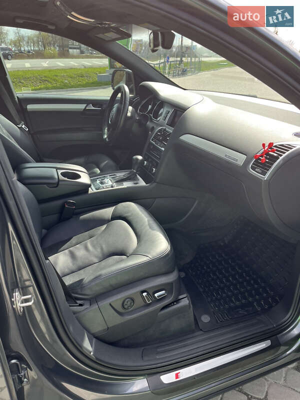 Позашляховик / Кросовер Audi Q7 2011 в Тернополі