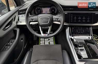 Внедорожник / Кроссовер Audi Q7 2020 в 
