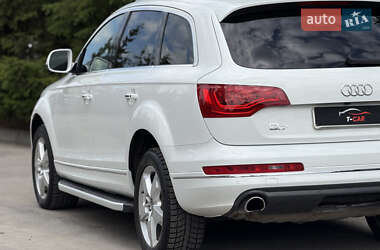 Внедорожник / Кроссовер Audi Q7 2013 в 