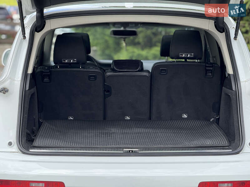 Позашляховик / Кросовер Audi Q7 2013 в Тернополі