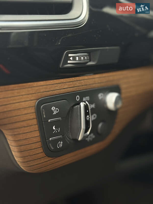Внедорожник / Кроссовер Audi Q7 2017 в Коломые