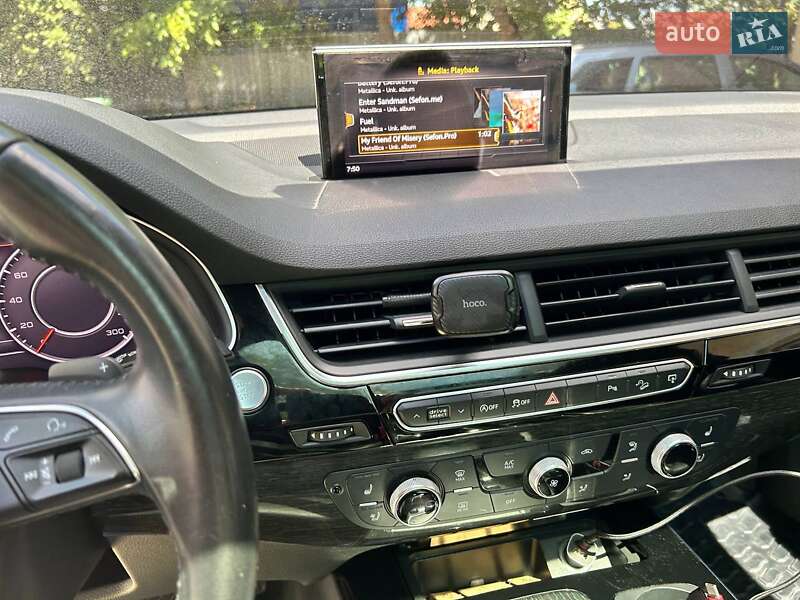 Внедорожник / Кроссовер Audi Q7 2017 в Киеве