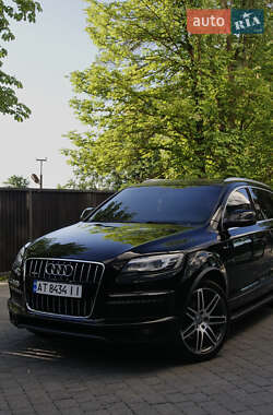 Внедорожник / Кроссовер Audi Q7 2010 в 