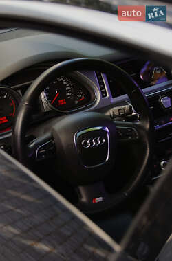 Внедорожник / Кроссовер Audi Q7 2010 в 
