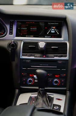 Внедорожник / Кроссовер Audi Q7 2010 в 