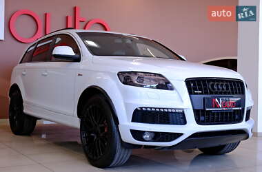Внедорожник / Кроссовер Audi Q7 2014 в 