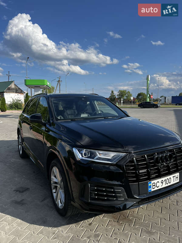 Позашляховик / Кросовер Audi Q7 2020 в Львові