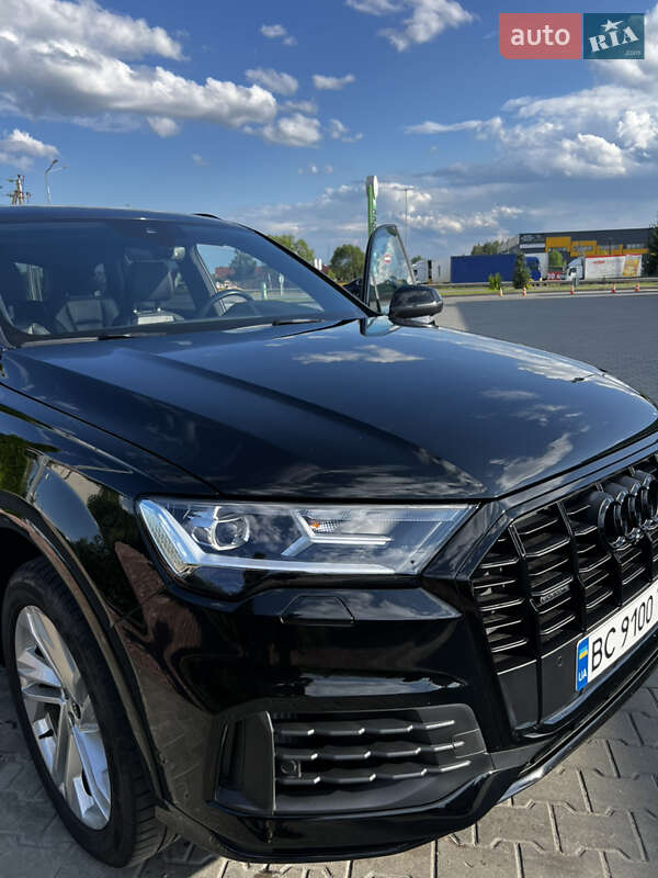 Позашляховик / Кросовер Audi Q7 2020 в Львові