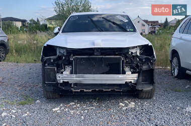 Позашляховик / Кросовер Audi Q7 2016 в 