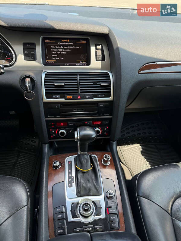 Позашляховик / Кросовер Audi Q7 2011 в Коломиї