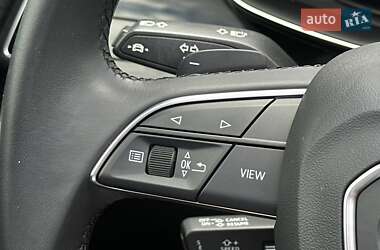 Позашляховик / Кросовер Audi Q7 2020 в 