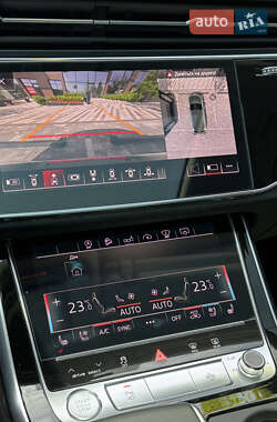 Позашляховик / Кросовер Audi Q7 2020 в 