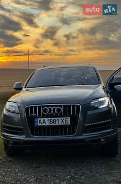 Внедорожник / Кроссовер Audi Q7 2012 в Казатине