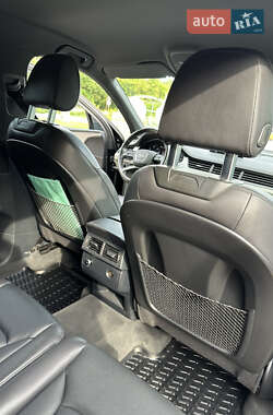 Позашляховик / Кросовер Audi Q7 2016 в 