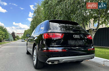 Внедорожник / Кроссовер Audi Q7 2018 в 