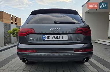 Внедорожник / Кроссовер Audi Q7 2013 в Ровно
