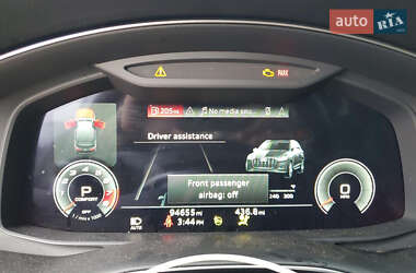 Позашляховик / Кросовер Audi Q7 2021 в 