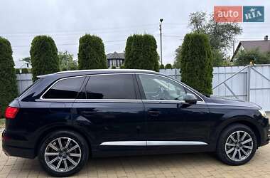 Внедорожник / Кроссовер Audi Q7 2017 в 