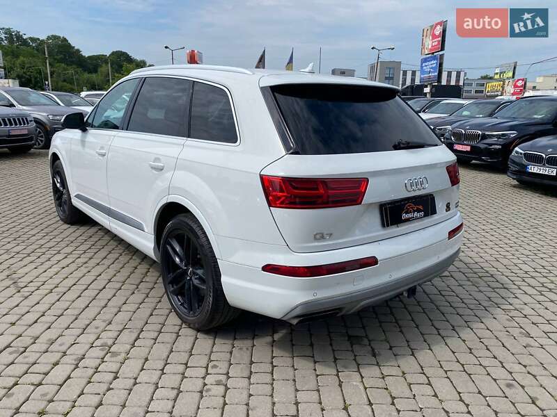 Позашляховик / Кросовер Audi Q7 2016 в Львові
