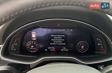 Внедорожник / Кроссовер Audi Q7 2016 в 