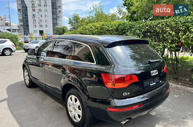 Позашляховик / Кросовер Audi Q7 2007 в Києві