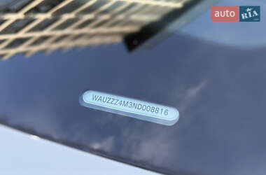 Позашляховик / Кросовер Audi Q7 2022 в 