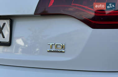 Позашляховик / Кросовер Audi Q7 2013 в 