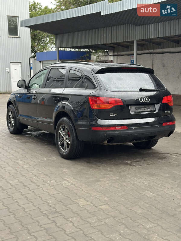 Позашляховик / Кросовер Audi Q7 2007 в Хмельницькому