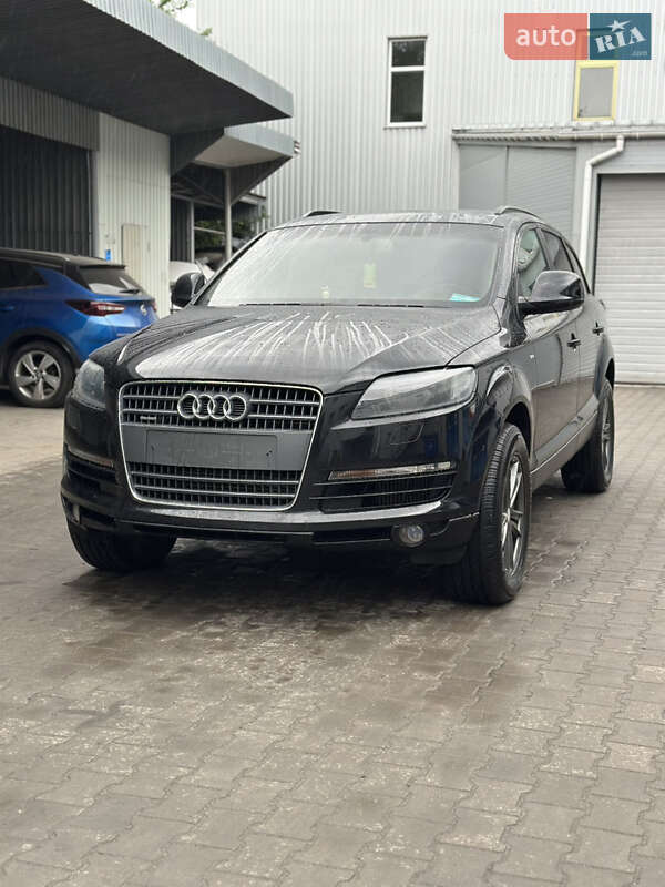 Позашляховик / Кросовер Audi Q7 2007 в Хмельницькому