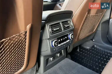 Позашляховик / Кросовер Audi Q7 2018 в 