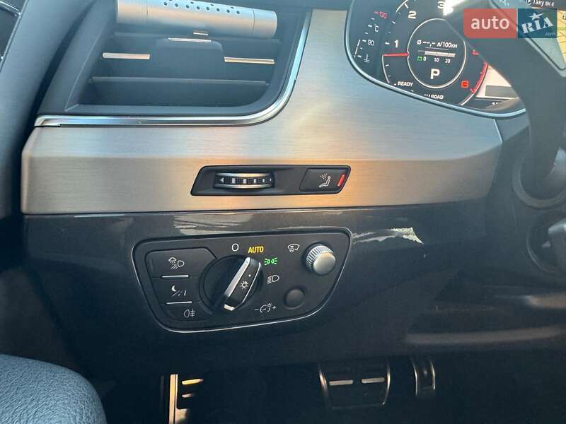 Позашляховик / Кросовер Audi Q7 2018 в Києві