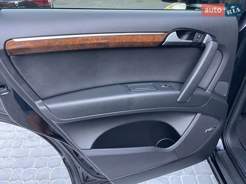 Внедорожник / Кроссовер Audi Q7 2014 в Виннице