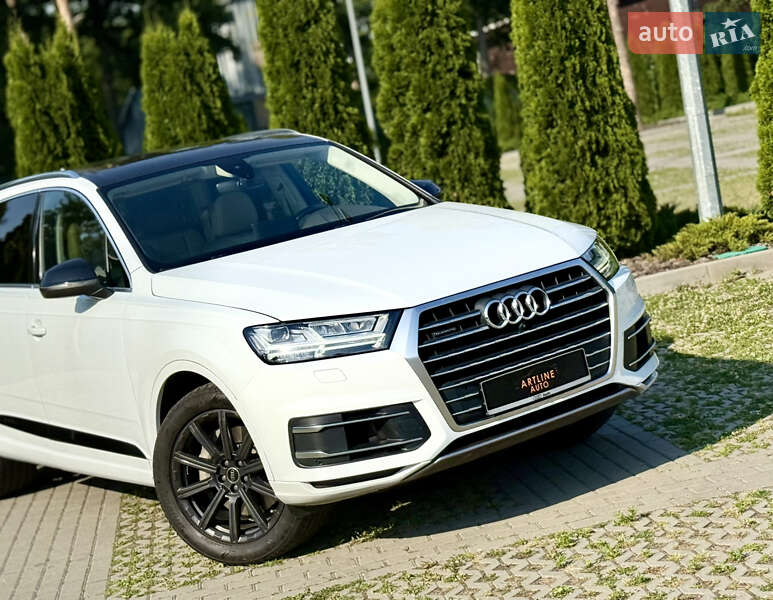 Позашляховик / Кросовер Audi Q7 2018 в Харкові