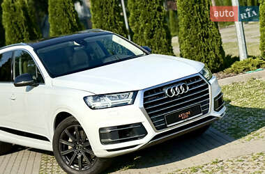 Внедорожник / Кроссовер Audi Q7 2018 в 