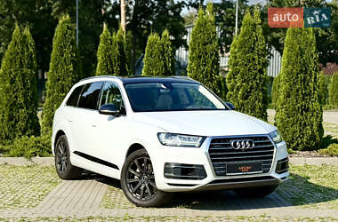 Внедорожник / Кроссовер Audi Q7 2018 в 