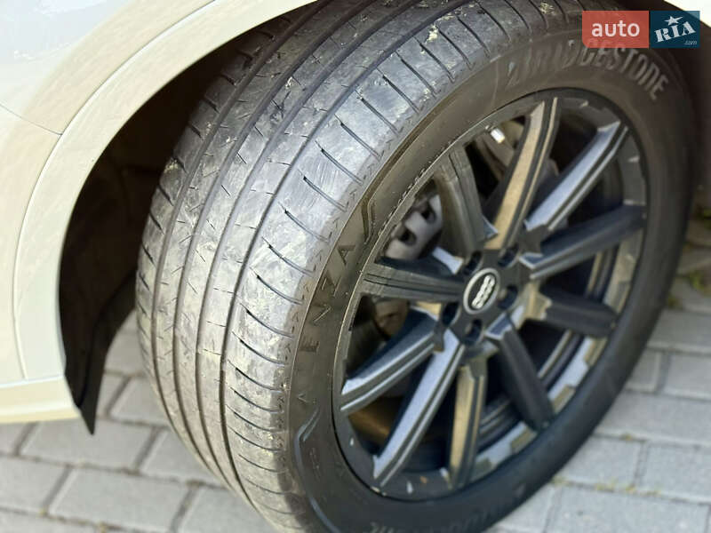 Позашляховик / Кросовер Audi Q7 2018 в Харкові