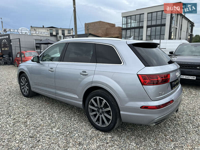 Позашляховик / Кросовер Audi Q7 2016 в Івано-Франківську