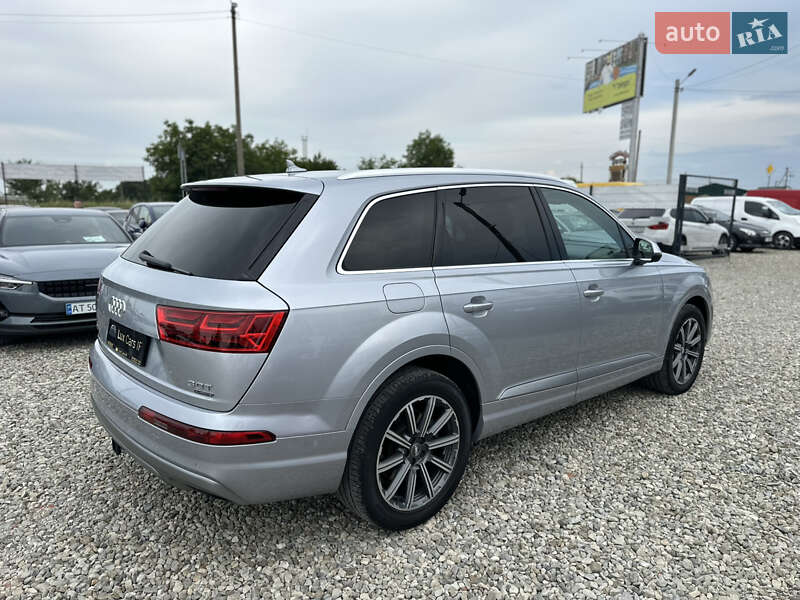 Позашляховик / Кросовер Audi Q7 2016 в Івано-Франківську