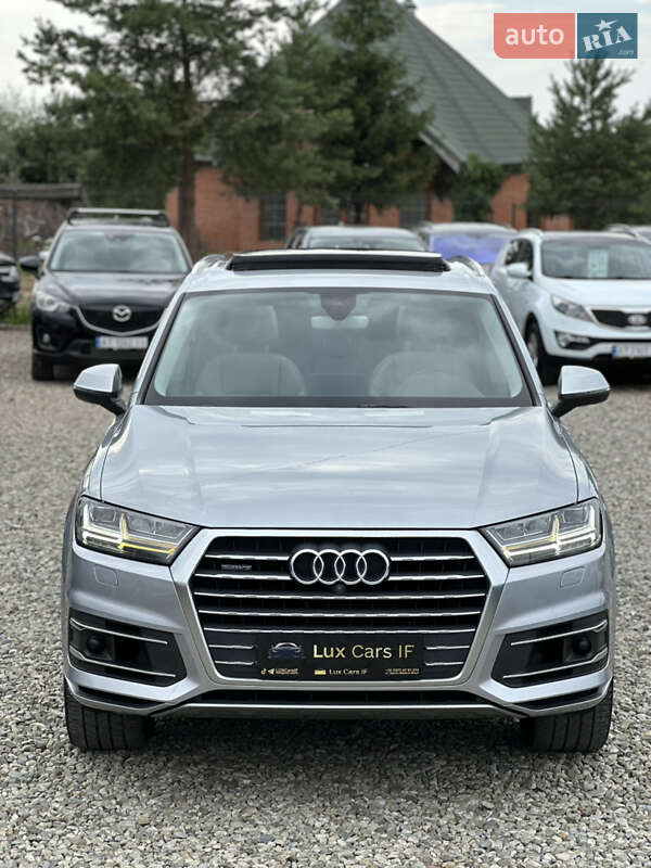 Позашляховик / Кросовер Audi Q7 2016 в Івано-Франківську
