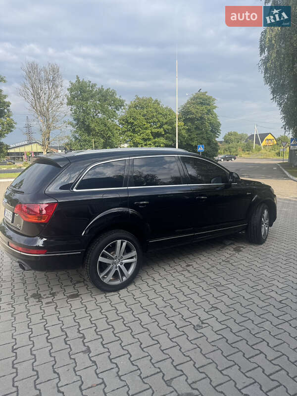 Внедорожник / Кроссовер Audi Q7 2013 в Луцке