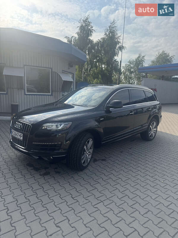 Внедорожник / Кроссовер Audi Q7 2013 в Луцке