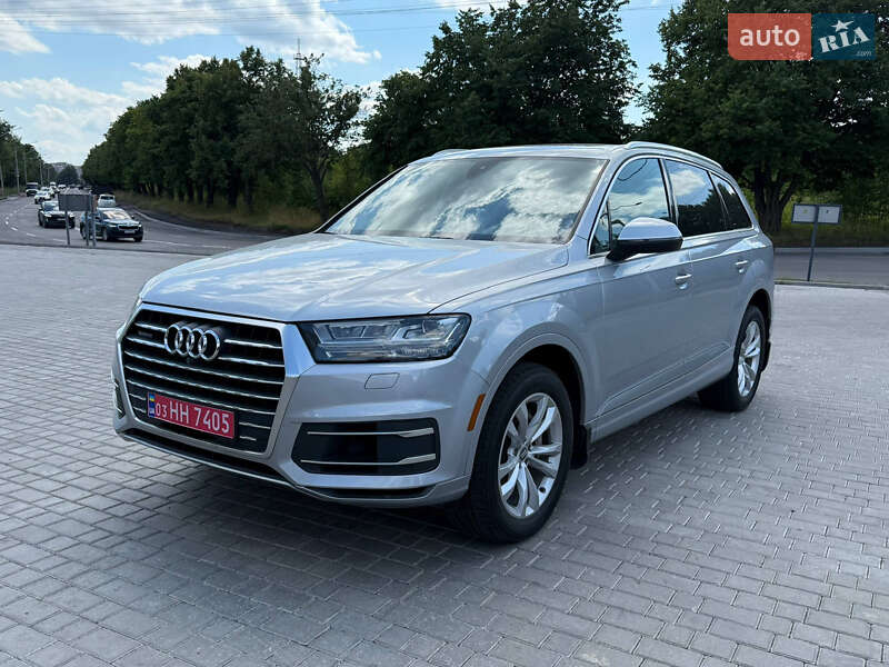 Позашляховик / Кросовер Audi Q7 2016 в Тернополі